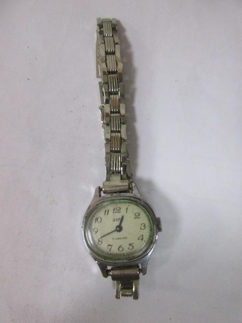 ЧАСЫ НАРУЧНЫЕ ЗАРЯ. СССР . БРАСЛЕТ. РАБОЧИЕ