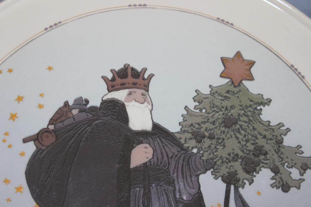 Антикварное блюдо, фарфор КРМ, редкость! 19 век, клейма.