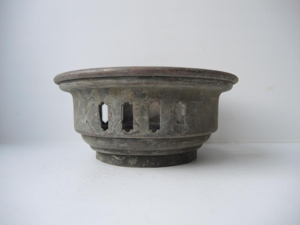 Конфорка на самовар.Литая. d 66 мм , высота 60 мм  (N98)