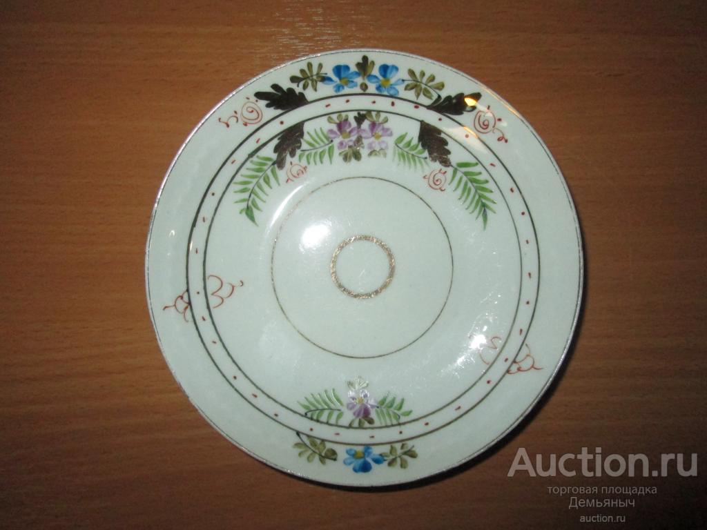 Блюдце Кузнецов.