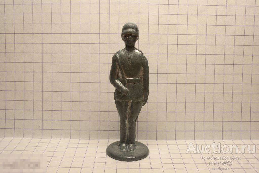 ОЛОВЯННЫЙ СОЛДАТИК СССР (ВРАЖЕСКИЙ ЛАЗУТЧИК) РЕДКИЙ ! 