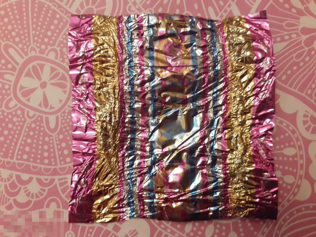 Этикетка Обёртка. Фантик. Конфеты НУГА С ОРЕШКАМИ SHENYANG   из Китая. 