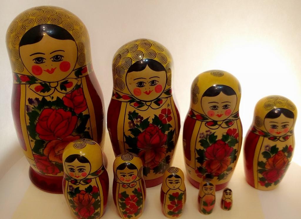 Матрёшка 9 штук Высота 23 см.