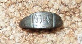 СТАРИННЫЕ КОЛЬЦА  2ШТ на одном остатки позолоты 