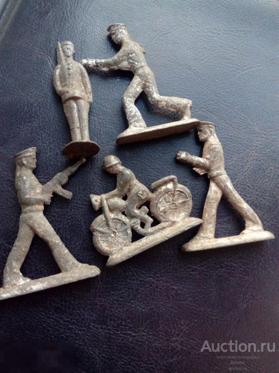Набор оловяных солдатиков из СССР (состояние на фото)