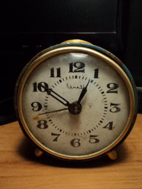 Часы Будильник Витязь СССР (1)