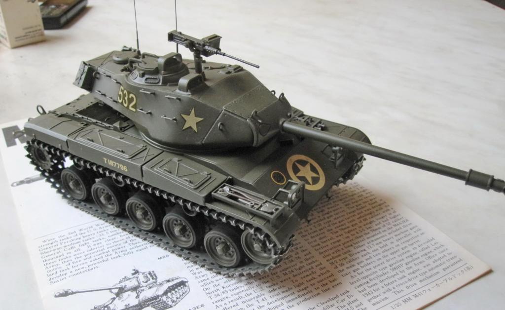 модель танк сша  М41 Walker Bulldog 1/35 Tamiya Япония