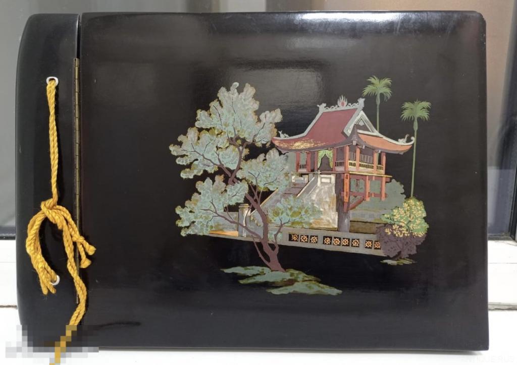 АЛЬБОМ. АЛЬБОМ ДЛЯ ФОТОГРАФИЙ. ФОТОАЛЬБОМ. ВЬЕТНАМ. ВОСТОК. ДЕРЕВО. ЛАК. Лаковый 35*25 см