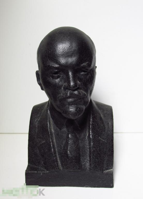 РЕДКИЙ БЮСТ ЛЕНИНА. ск. НАРОДИЦКИЙ(?) 1962 Г. клеймо. Высота 15,5 см. 