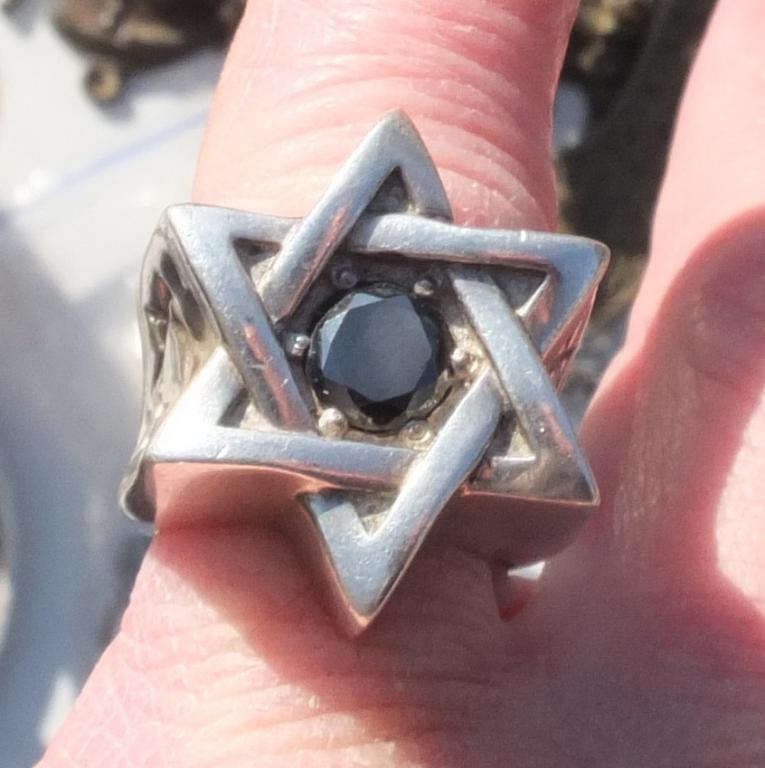 серебряный перстень иудаика, камень муассанит, серебро 925 проба