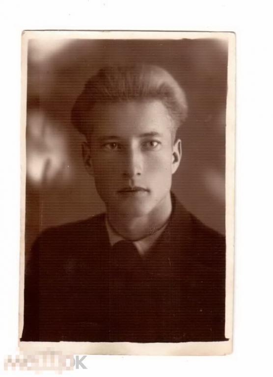 016 .Старое фото, студент-медик, подпись, Алма-Ата, 1947 год, 5,5х8,5 
