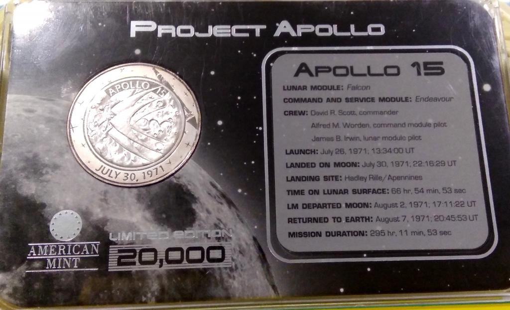 Настольная медаль 40 лет полета на луну Аполлон 15 США.