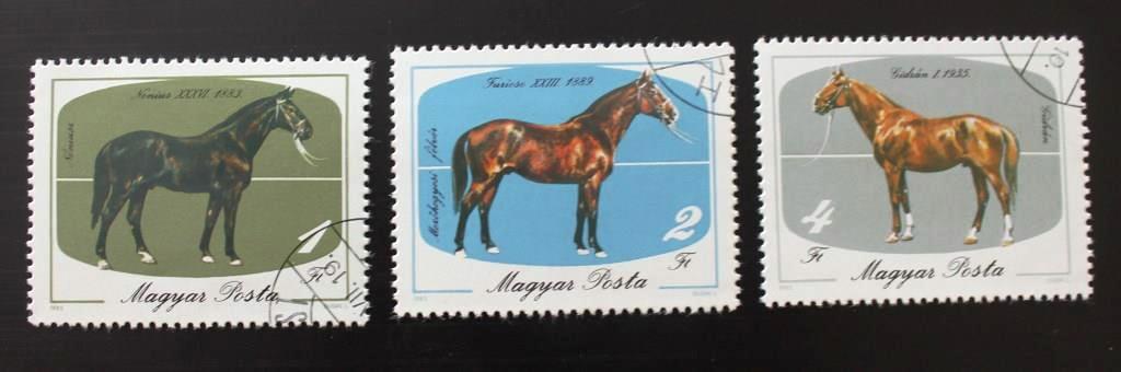 Венгрия 1985 Лошади Sc# 2932-2934 Used