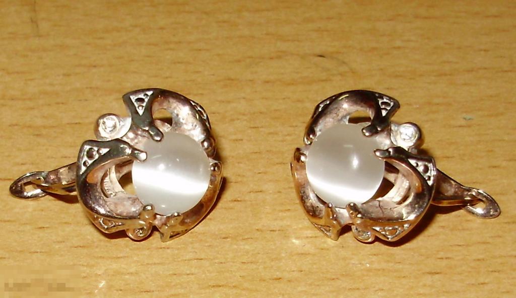 Серьги  Металл Стекло Длина 1.2 см 