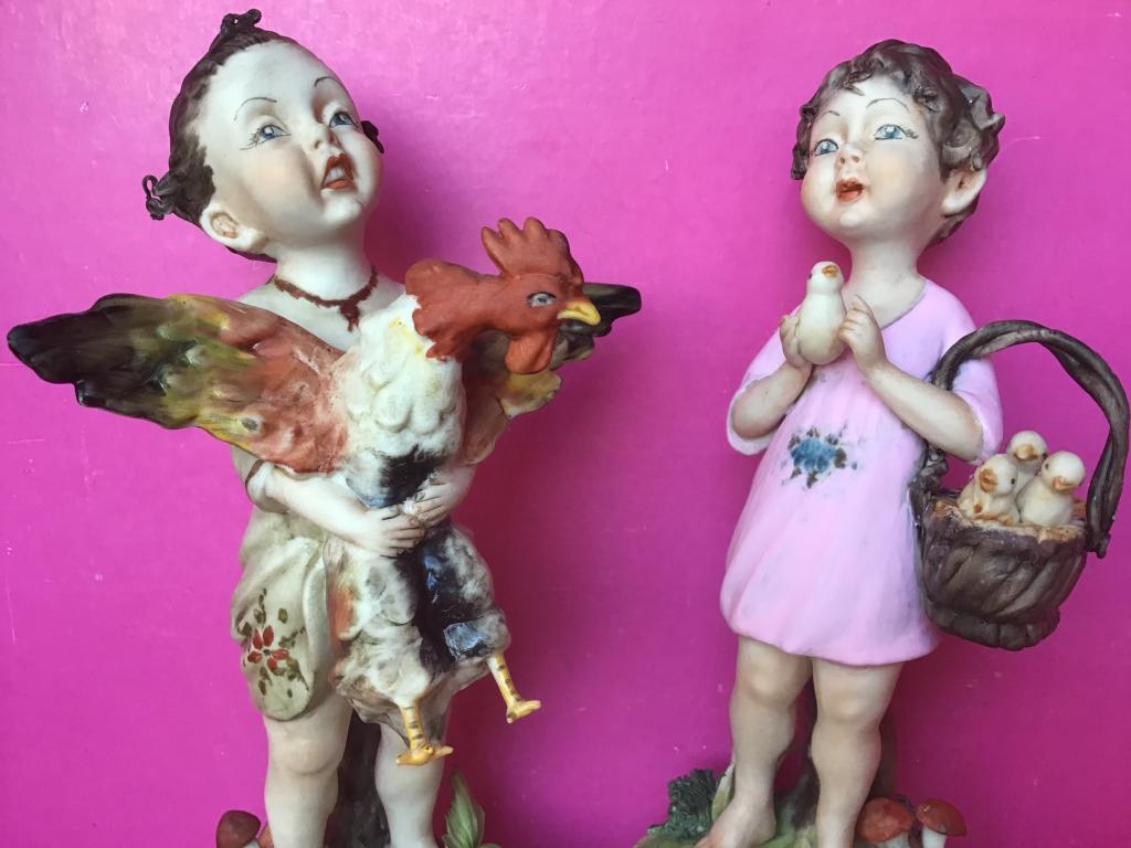 Италия Capodimonte Редкие парные статуэтки Каподимонте Дети и птицы Бисквитный фарфор Клеймо