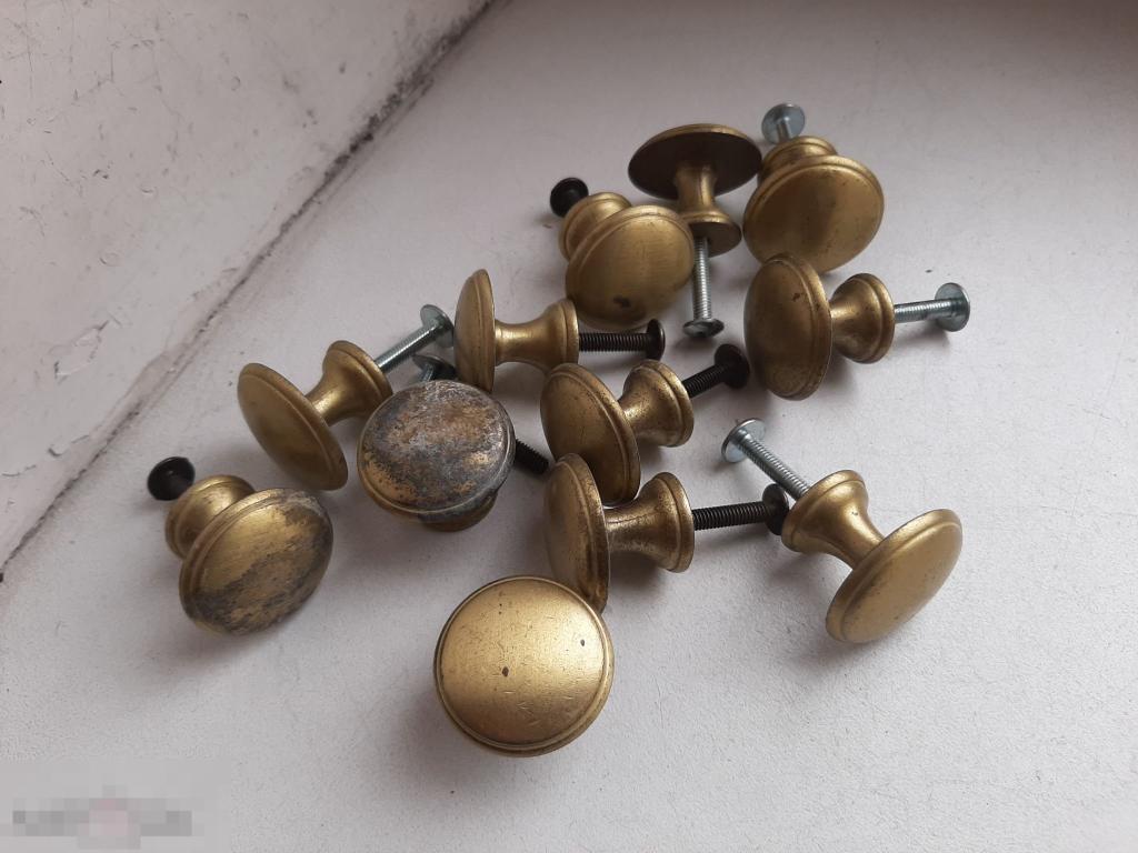 Ручки Ручка мебельная  бронзированный металл 