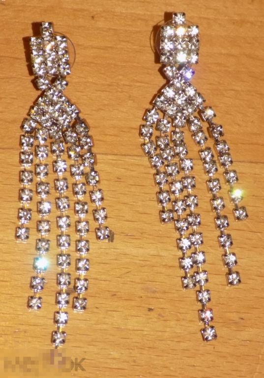 Серьги  Металл Стекло Длина - 8.5 см 