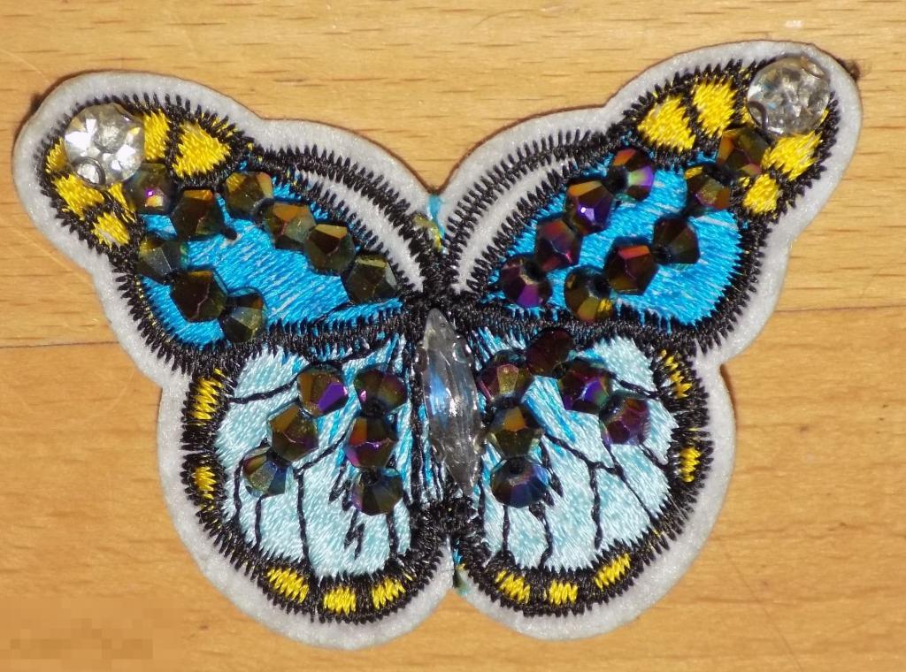 Брошь БАБОЧКА Ткань Вышивка Стекло  4.5 х 6.5 см 