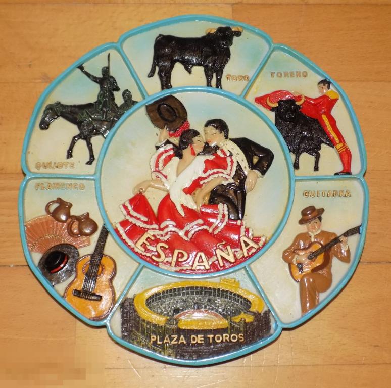 ИСПАНИЯ Настенная керамическая тарелка Диаметр 22 см 