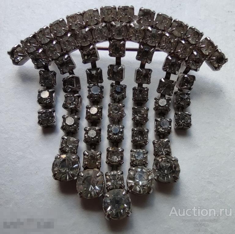 Брошь времен СССР Стразы Бижутерия Винтажная. 