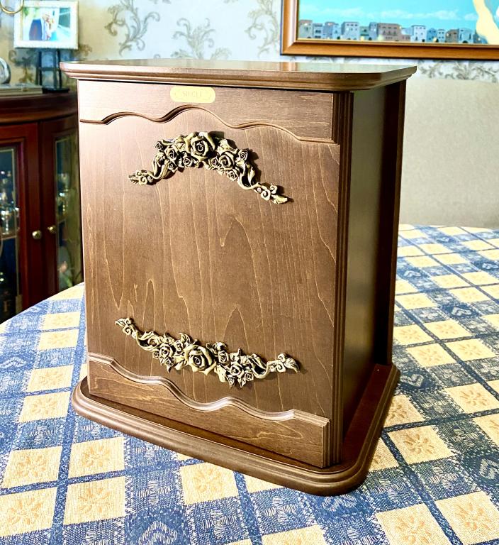 Шкаф для мелочей. Ключница — покупайте на Auction.ru по выгодной цене ...