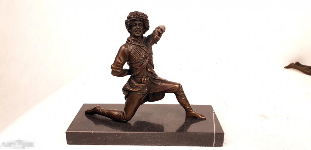 Лезгинка 281. Танец. Мужчина. Бронза. Статуэтка.