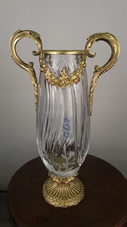 Ваза высокая с ручками 002. Бронза. Хрусталь. 
