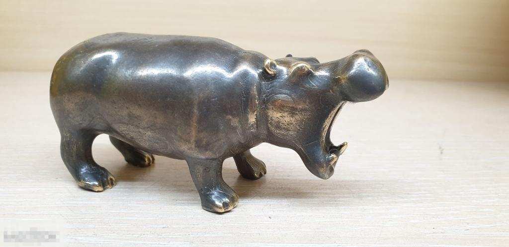 Бегемот (2). Бронза. Статуэтка. Животные. Охота. Хищник. Миниатюра.