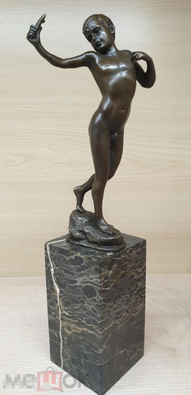 Мальчик с рогаткой 718, бронза. Статуэтка. Дети.