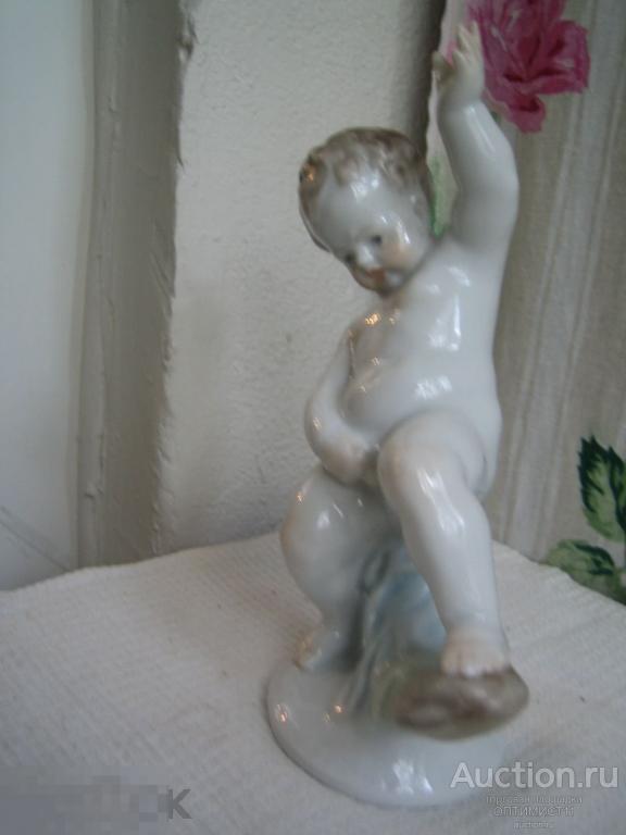 Фарфоровую статуэтку-Путти-1960е,Херенд,Венгрия 