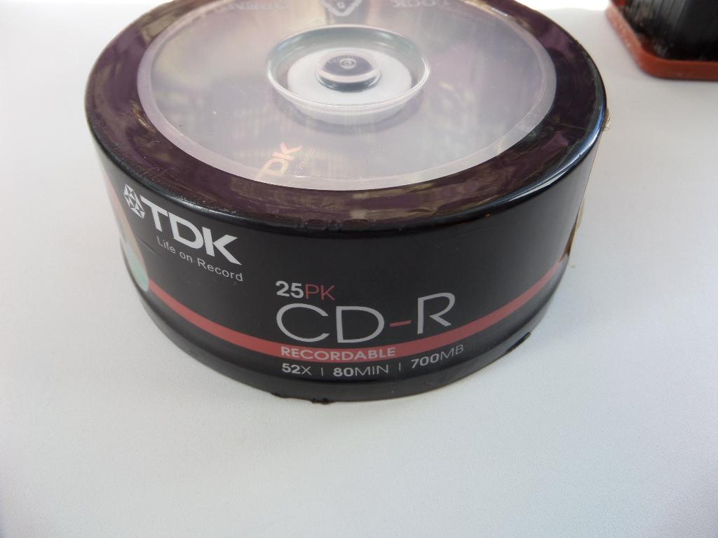 БОЛВАНКА CD-R TDK