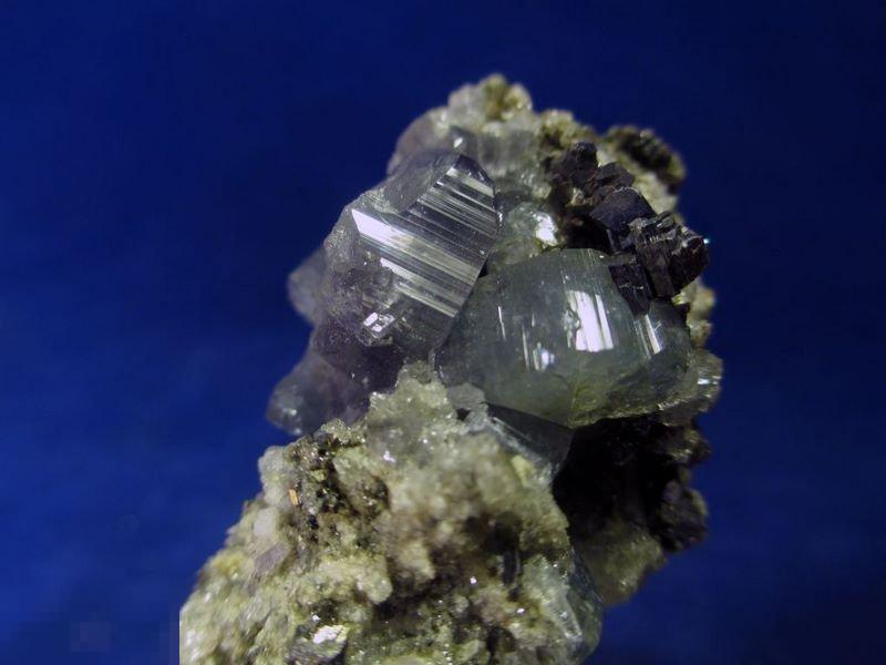 ! Апатит 56*39*31мм Barroca Grande Mine, Panasqueira Португалия Минерал 0041 
