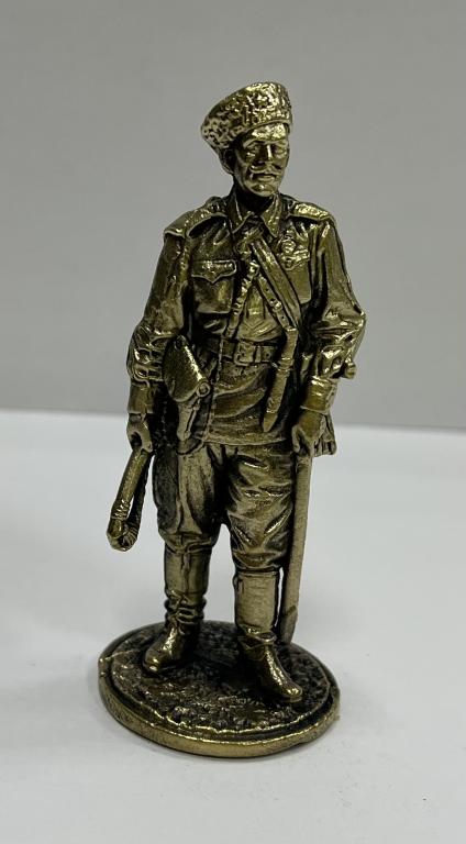 Казак казачок с саблей ножом хлыстом пистолетом БРОНЗА