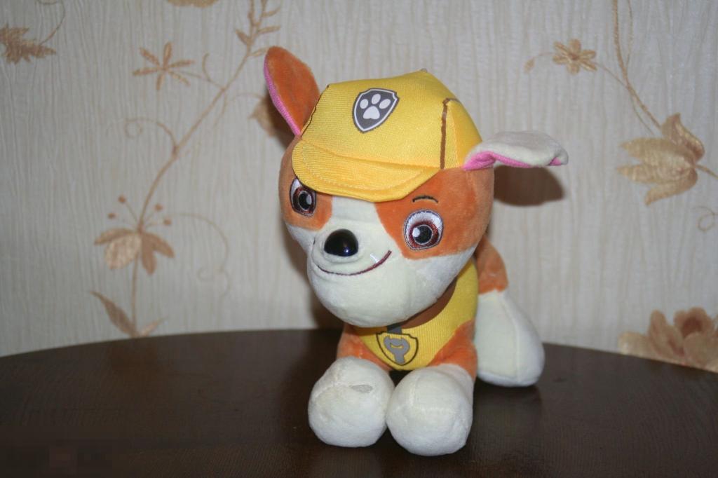 ИГРУШКА МЯГКАЯ СОБАКА ЩЕНЯЧИЙ ПАТРУЛЬ  ПОЧТИ  НОВАЯ 23х17 см 