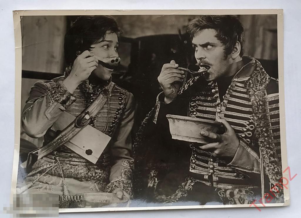 Фотография Кино Кадр из фильма Гусарская баллада  #26* 