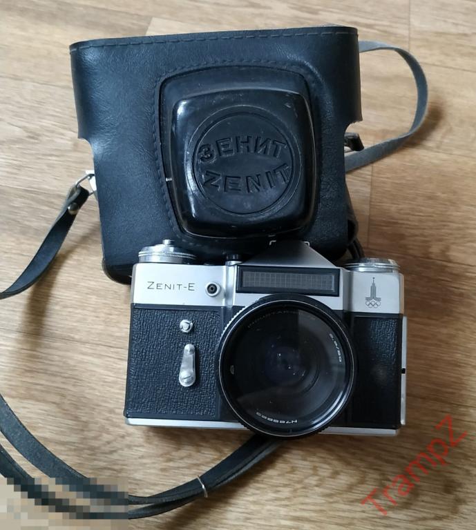 Фотоаппарат Zenit E Зенит Е объектив Индустар Industar 61 L/Z * 