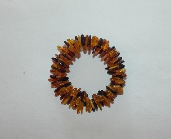 Браслет янтарный (янтарь) безразмерный, на струне