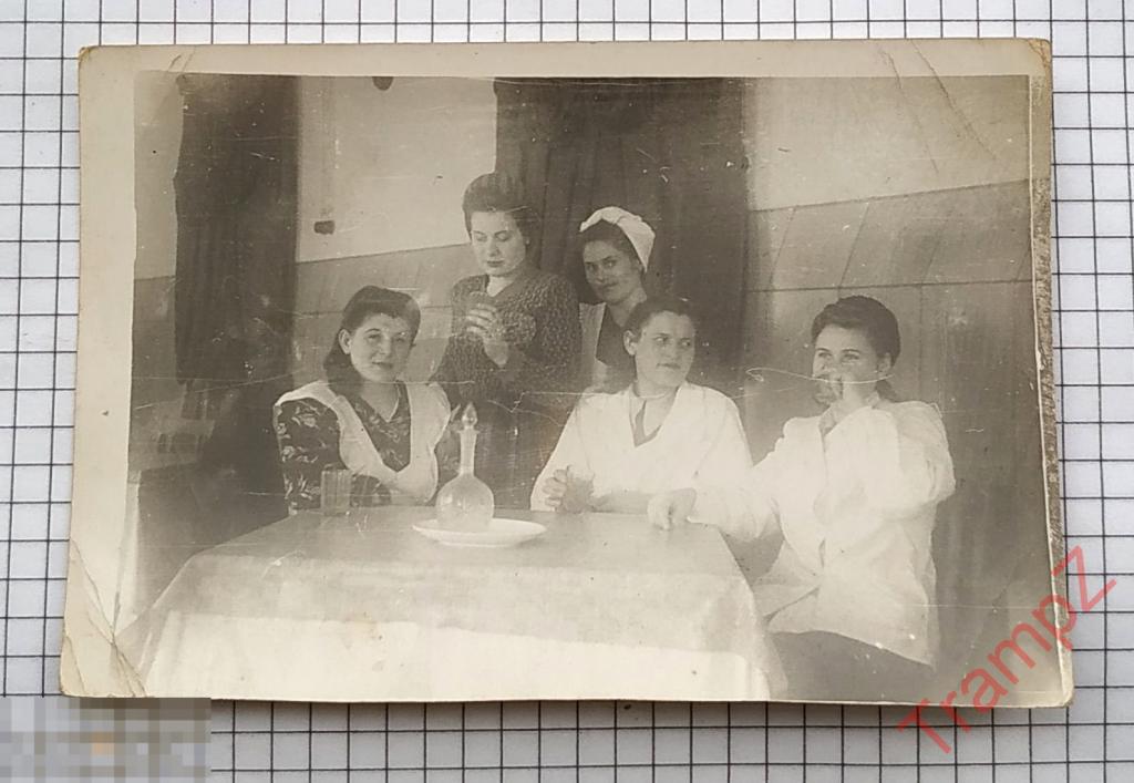 Фотография девушки поварихи, официантки, сфера обслуживания, общепит #28* 