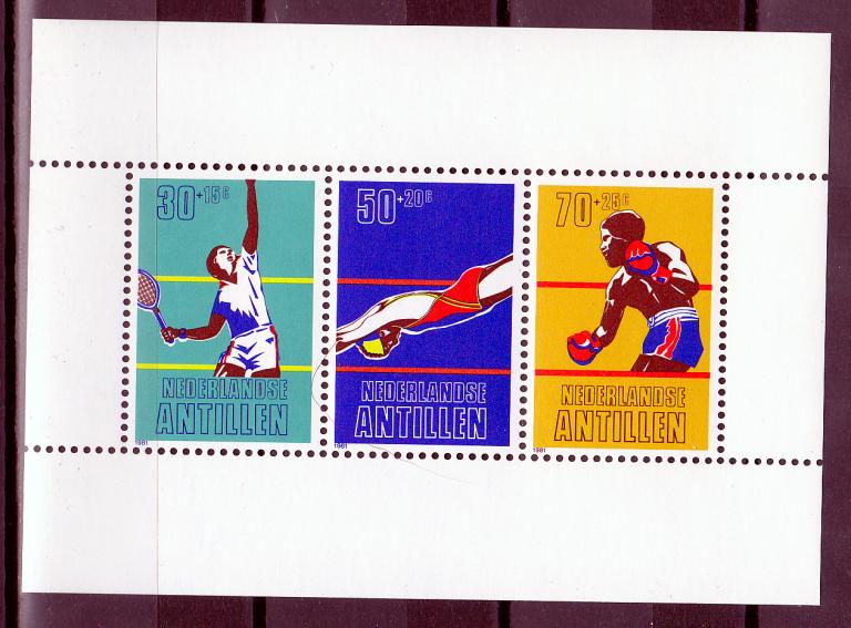 Марки Нидерландские Антиллы 1981 г. Спорт Блок Mi 445-447 MNH **