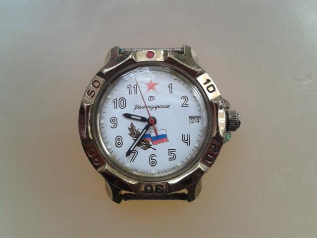 Часы Командирские на ходу механические.