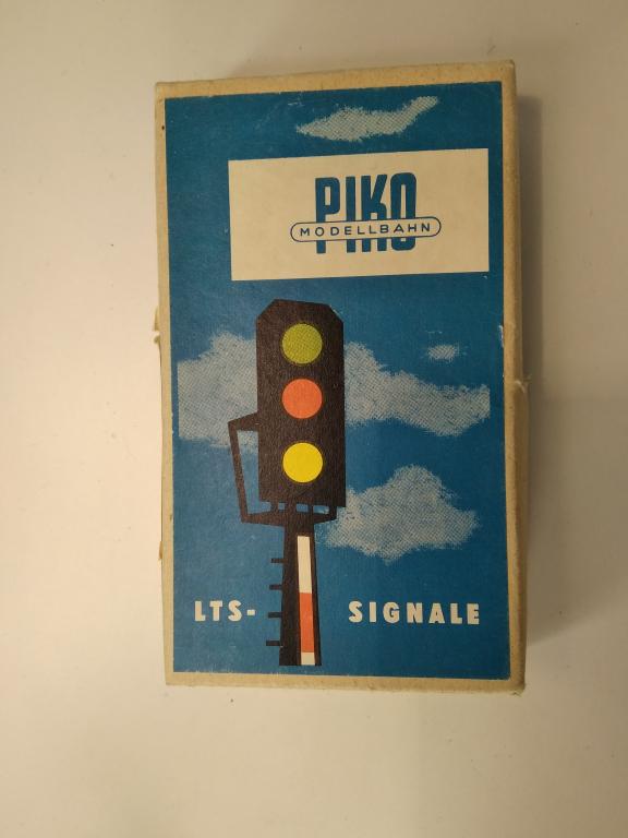 12мм (TT) Светофор на светодиодах,Piko