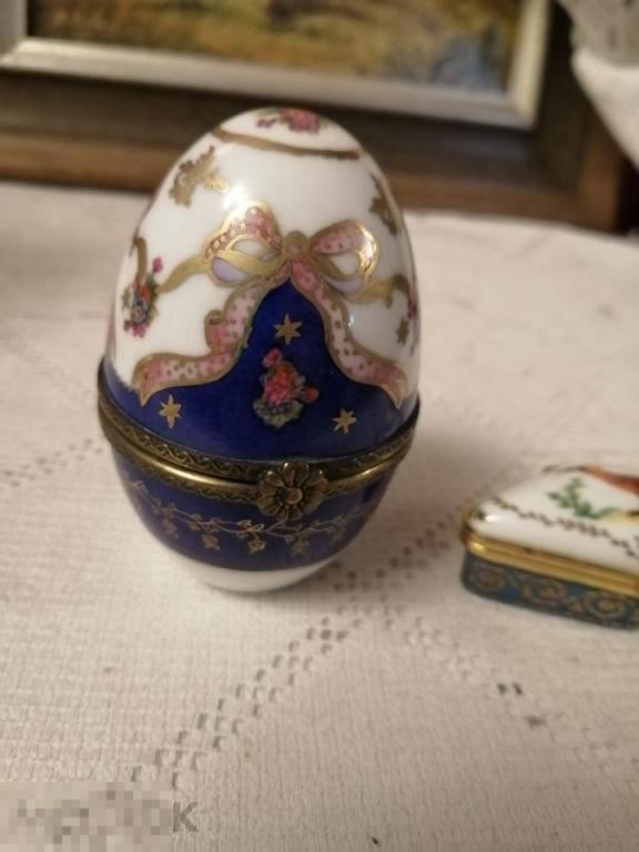 Шкатулка фарфор  яйцо Англия 20в 