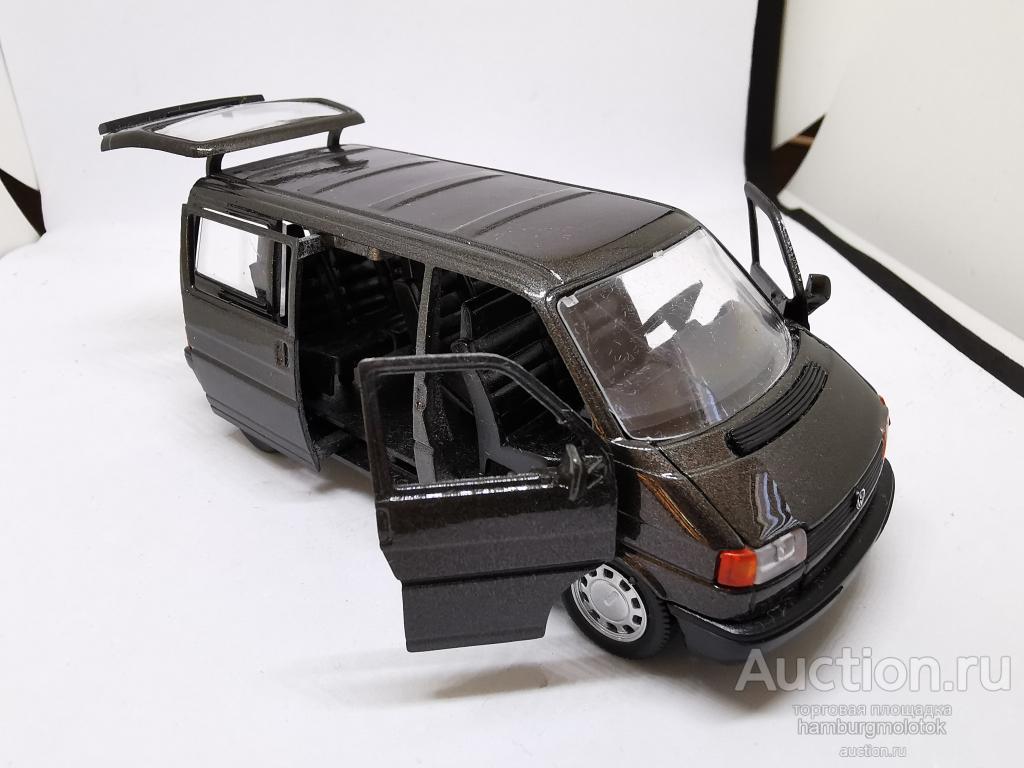 436 Vw t4 caravelle bus 1:43 schabak