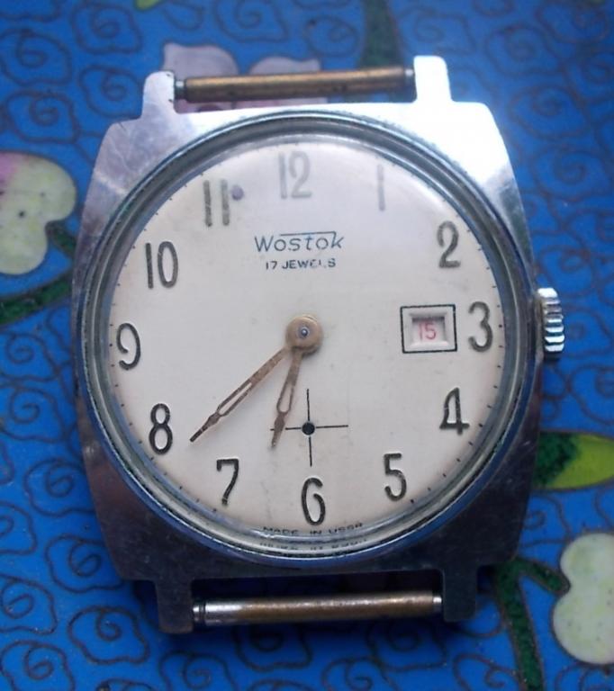 Часы СССР Восток 17 камней  на ходу