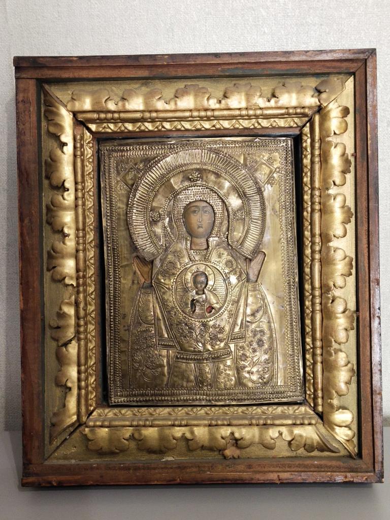 Икона " Божья Матерь Знамение  ". 19-й век. Оклад латунь.