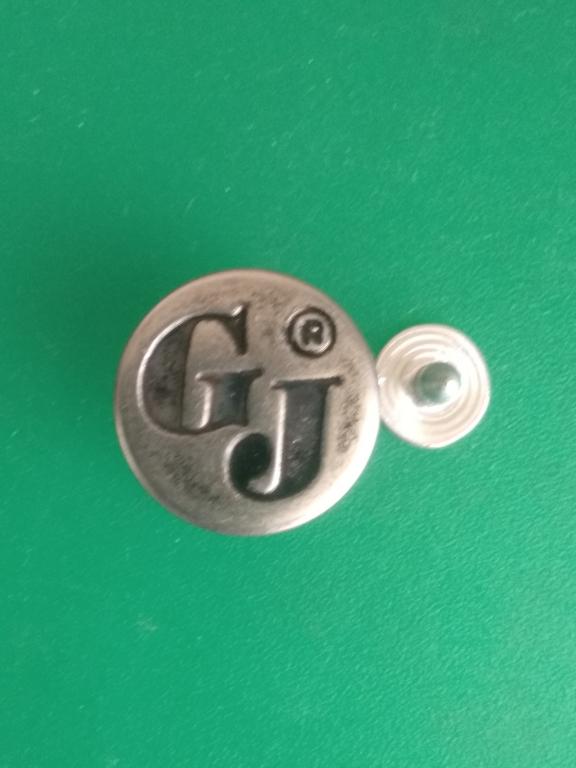 Пуговица, клёпка к джинсам "GJ". Запасной комплект.