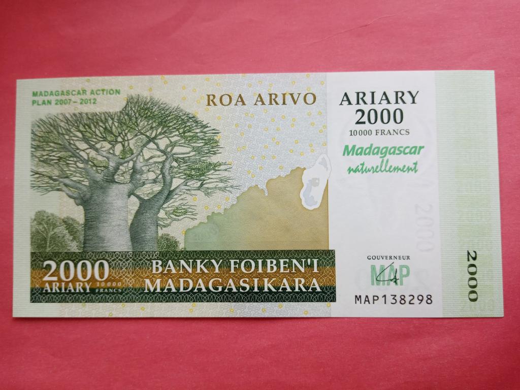 Мадагаскар.2000 ариари 2007г.Unc.P-93a