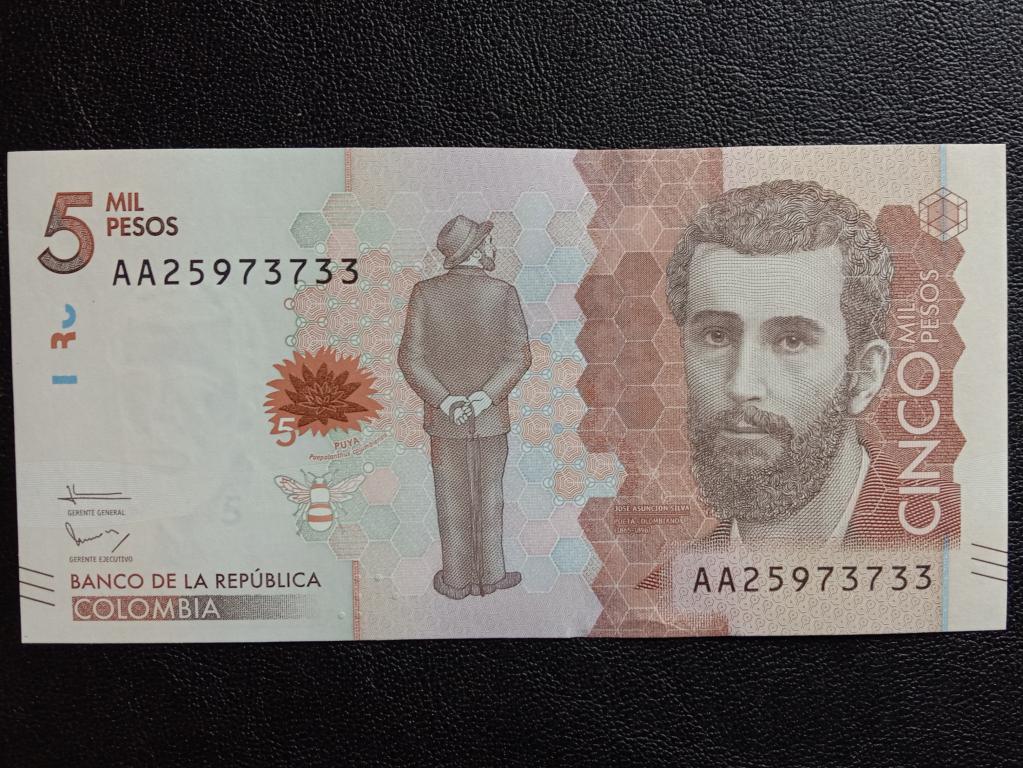 Колумбия 5000 песо 2015г.    UNC   Р.459а