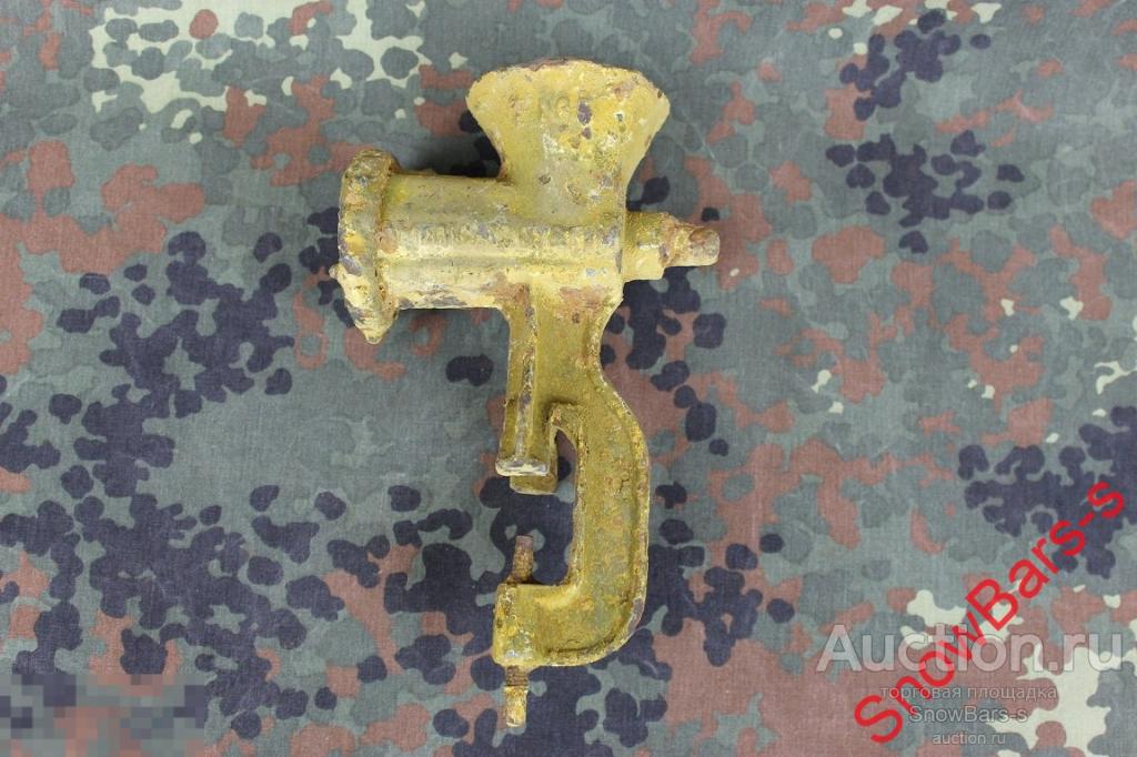 Старая ручная мясорубка American system №5 