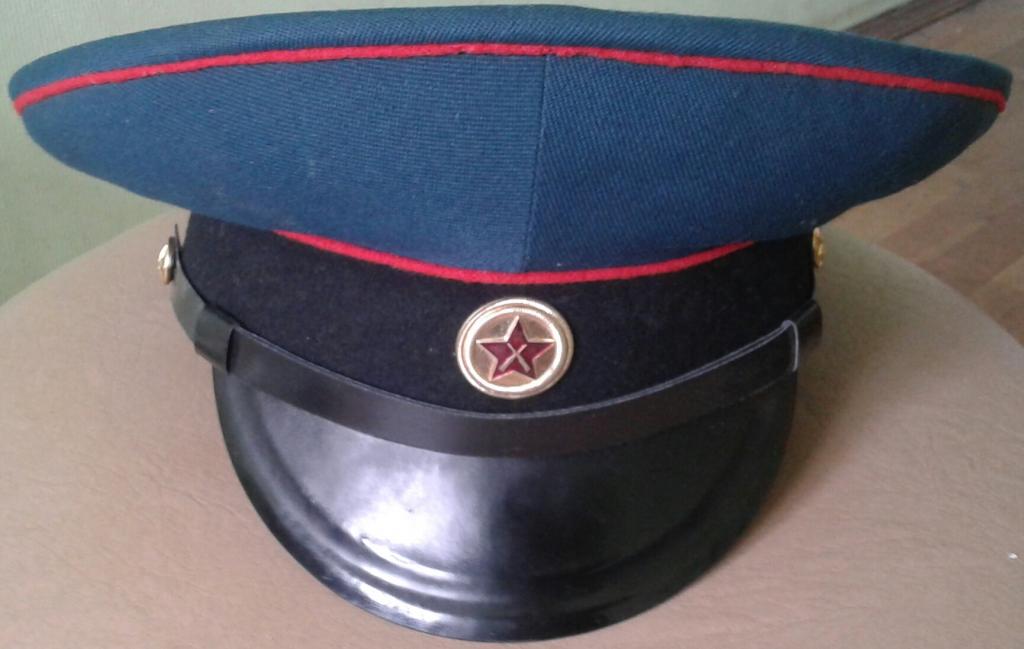 Фуражка ВОХР МО СССР, обр. 1982 года.